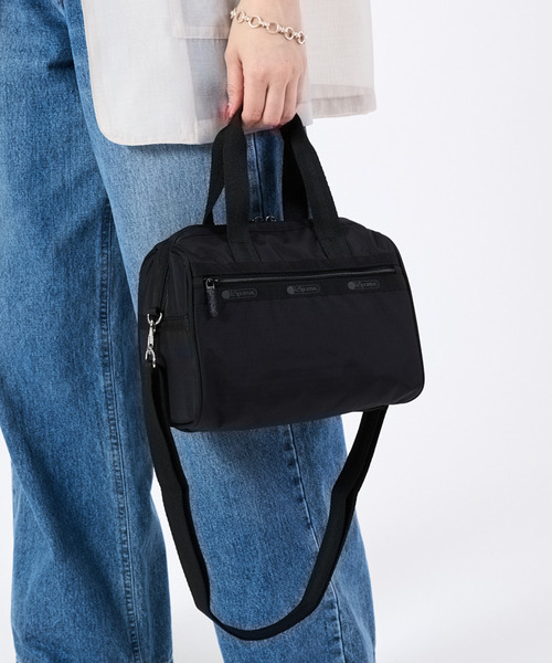 LeSportsac(レスポートサック)の「EVERYDAY SM SATCHEL 【日本限定】リサイクルドブラックJP(ショルダーバッグ・レディース・ブラック・FREE)」の2枚目の写真