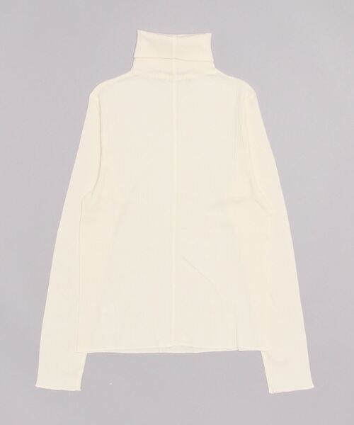 THE SHINZONE(ザ シンゾーン)の「THE SHINZONE HIGH NECK RIB 19SMSCU05(Tシャツ/カットソー・レディース・ホワイト/ブラック/ピンク/インディゴブルー/イエロー/カーキ/ネイビー・FREE)」の8枚目の写真