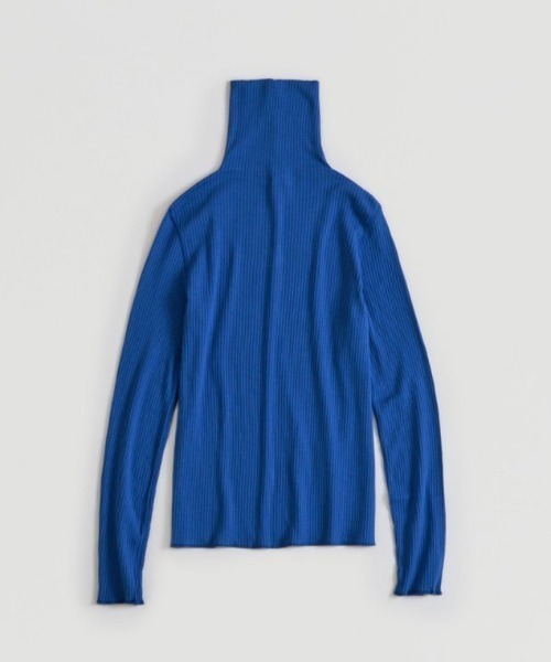 THE SHINZONE(ザ シンゾーン)の「THE SHINZONE HIGH NECK RIB 19SMSCU05(Tシャツ/カットソー・レディース・ホワイト/ブラック/ピンク/インディゴブルー/イエロー/カーキ/ネイビー・FREE)」の5枚目の写真