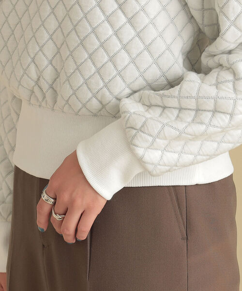 Ray BEAMS（レイビームス）の「Ray BEAMS / キルティング クルーネック トップス（その他トップス・レディース・ブラック/オフホワイト・ONE SIZE）」の11枚目の写真