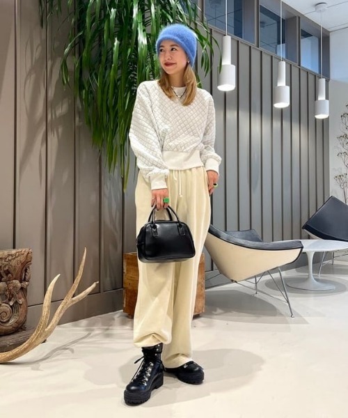 Ray BEAMS（レイビームス）の「Ray BEAMS / キルティング クルーネック トップス（その他トップス・レディース・ブラック/オフホワイト・ONE SIZE）」の22枚目の写真