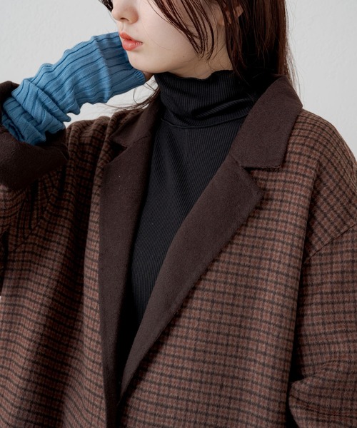 Kastane（カスタネ）の「テレコメロウハイネックロンT（Tシャツ/カットソー・レディース・グリーン/ブルー/ブラック/アイボリー/グレイッシュベージュ・FREE）」の3枚目の写真