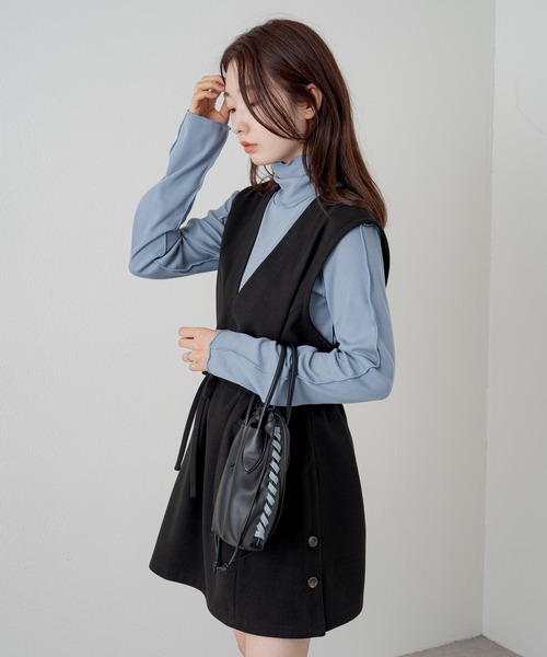 Kastane（カスタネ）の「テレコメロウハイネックロンT（Tシャツ/カットソー・レディース・グリーン/ブルー/ブラック/アイボリー/グレイッシュベージュ・FREE）」の7枚目の写真