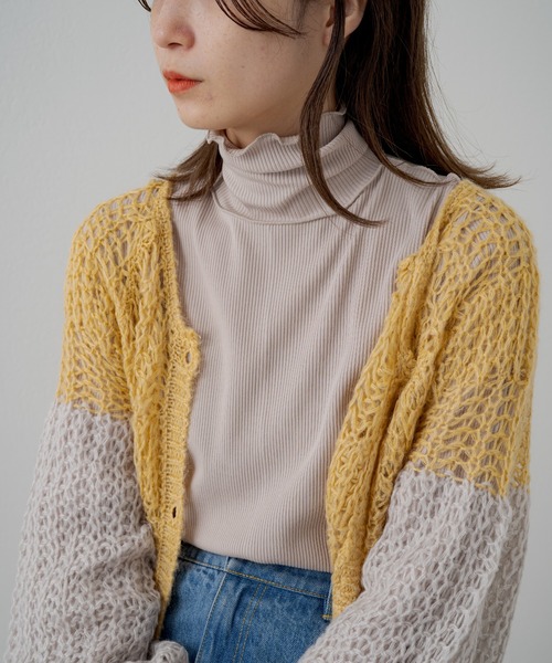 Kastane（カスタネ）の「テレコメロウハイネックロンT（Tシャツ/カットソー・レディース・グリーン/ブルー/ブラック/アイボリー/グレイッシュベージュ・FREE）」の13枚目の写真