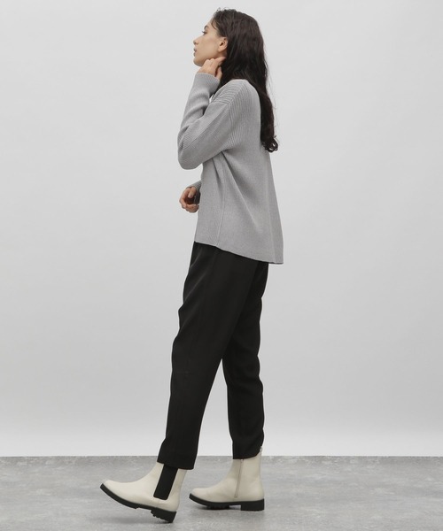 LAKOLE（ラコレ）の「Vネックニットカーディガン / 166810（カーディガン/ボレロ・レディース・ダークオリーブ/ブラック/グレー/ブラウン・SMALL/MEDIUM）」の8枚目の写真