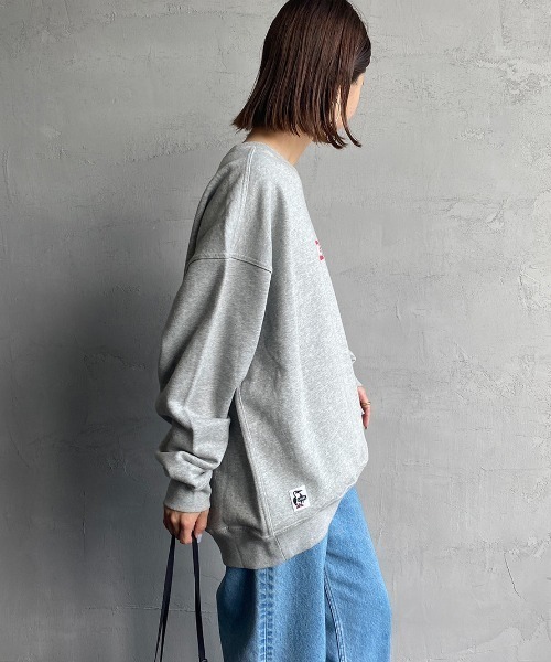 CHUMS（チャムス）の「[CHUMS/チャムス] MINI CHUMS LOGO オーバーサイズクルーネックスウェット（スウェット・レディース・ナチュラル/ブラック/グレー・XL/L/M）」の6枚目の写真