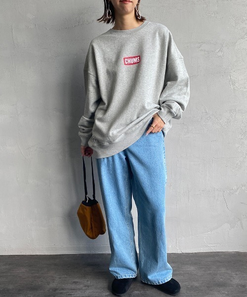 CHUMS（チャムス）の「[CHUMS/チャムス] MINI CHUMS LOGO オーバーサイズクルーネックスウェット（スウェット・レディース・ナチュラル/ブラック/グレー・XL/L/M）」の13枚目の写真