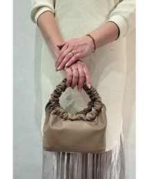 【ROSELLINI/ロゼリーニ】ソフトラム調ギャザーハンドル 2WAY ミニショルダーバッグ チェーンストラップ付