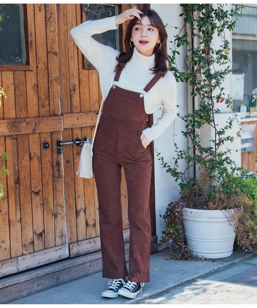 CHILLE（チル）の「コーデュロイバックリボンオールインワン（サロペット/オーバーオール・レディース・ブラック/アイボリー/ブラウン・FREE）」の11枚目の写真