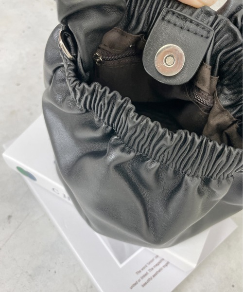 StyleSea（スタイルシー）の「フリルハンドルミニバッグ（ハンドバッグ・レディース・ホワイト/ブラック/イエロー・FREE）」の12枚目の写真