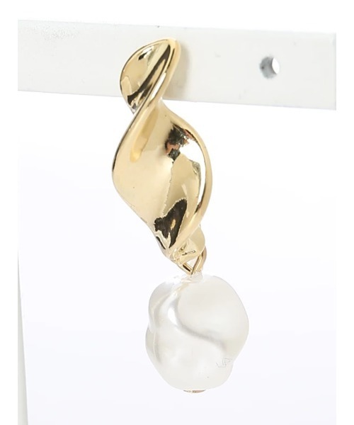 LIPSERVICE（リップサービス）の「ニュアンスパールピアス（ピアス（両耳用）・レディース・ゴールド/シルバー・FREE）」の3枚目の写真