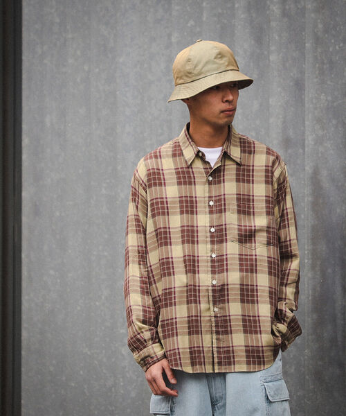 BEAMS（ビームス）の「BEAMS / チェック ミニレギュラー イージーシャツ（シャツ/ブラウス・メンズ・ブルー/ベージュ・S/M/L/XL）」の7枚目の写真