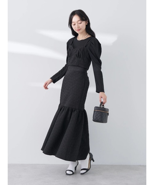 earth music&ecology(アースミュージックアンドエコロジー)の「リップルフラワー 切替ボリュームスカート(スカート・レディース・ブラック/アイボリー・FREE)」の15枚目の写真