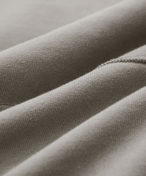 ADAM ET ROPE'（アダムエロペ）の「【WEB限定】ステッチ裏毛ワンピース（ワンピース・レディース・オフホワイト/ブラック/ベージュ系その他2・FREE）」の22枚目の写真