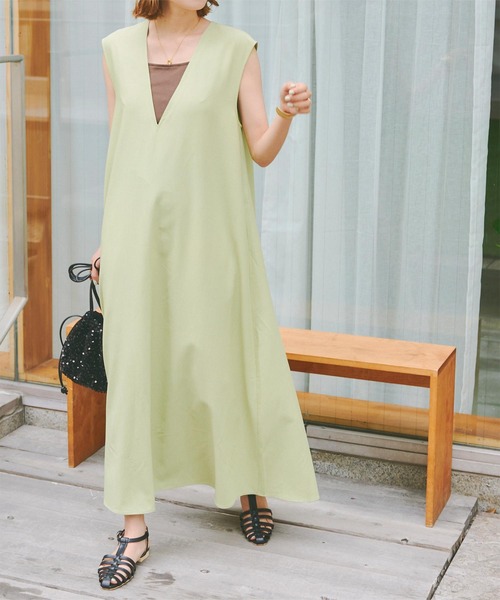 titivate(ティティベイト)の「Vネックフレアジャンパースカート(ジャンパースカート・レディース・ミント/ブラウン/ブラック・PS(XS-S)/M/L)」の13枚目の写真