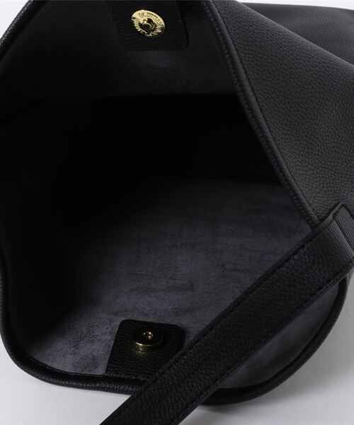 ISOOK(アイスー)の「【ZOZO限定】Belted tote bag / ベルトトートバッグ(トートバッグ・レディース・ブラック/ブラウン・FREE)」の18枚目の写真
