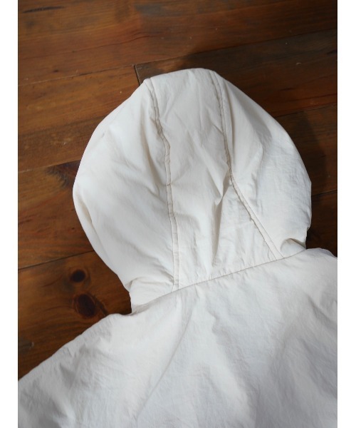 TRUNC（トランクエイティーエイト）の「Padded Drawstrings Coat（ナイロンジャケット・レディース・アイボリー/ブラック・FREE）」の15枚目の写真