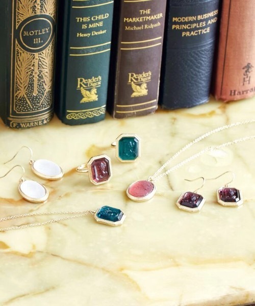 欧州航路（オウシュウコウロ）の「【欧州航路】ドイツ製カメオガラススクエアリング（リング・レディース・その他1/その他2・FREE）」の6枚目の写真