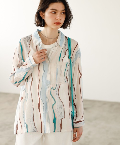 GeeRA(ジーラ)の「マーブルストライプルーズシャツ(シャツ/ブラウス・レディース・オフホワイト・LARGE/MEDIUM)」の6枚目の写真