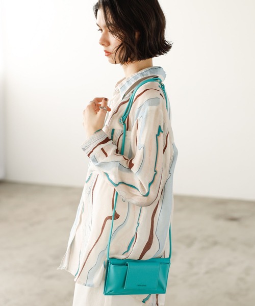 GeeRA(ジーラ)の「マーブルストライプルーズシャツ(シャツ/ブラウス・レディース・オフホワイト・LARGE/MEDIUM)」の10枚目の写真