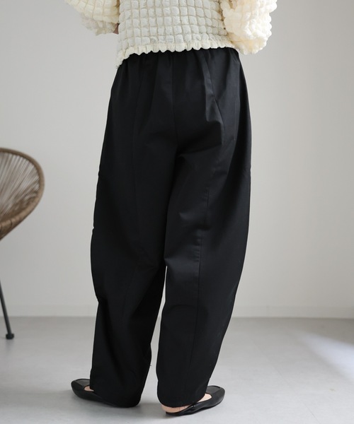 ap retro(アプレトロ)の「カーブボリュームパンツ / バレルレッグパンツ(その他パンツ・レディース・ブラック/アイボリー/グレー/ベージュ・FREE)」の14枚目の写真