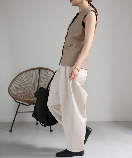 ap retro(アプレトロ)の「カーブボリュームパンツ / バレルレッグパンツ(その他パンツ・レディース・ブラック/アイボリー/グレー/ベージュ・FREE)」の6枚目の写真