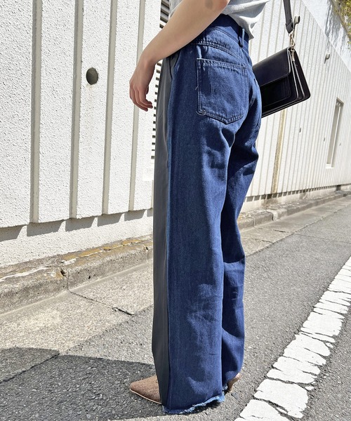 Jewelobe(ジュエローブ)の「バックデニムドッキングワイドパンツ(スラックス・レディース・グレー/ブラック・S/M)」の20枚目の写真