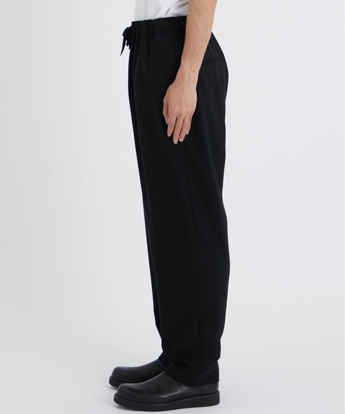 ATON（エイトン）の「【ATON / エイトン】WOOL OXFORD TAPERED EASY PANTS（スラックス・メンズ・ブラック/ネイビー・4/6）」の11枚目の写真