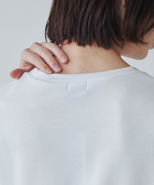 LUCY（ルーシー）の「LUCY/トロミミニマルロゴドルマンT（Tシャツ/カットソー・メンズ・ホワイト/ブラック/ライトベージュ/パープル・MEDIUM/LARGE）」の5枚目の写真