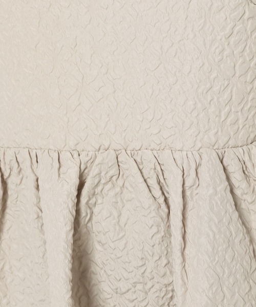 mysty woman(ミスティウーマン)の「フラワージャカードキャミチュニック 905313(キャミソール・レディース・ライトベージュ/オフホワイト/ブラック・FREE)」の11枚目の写真