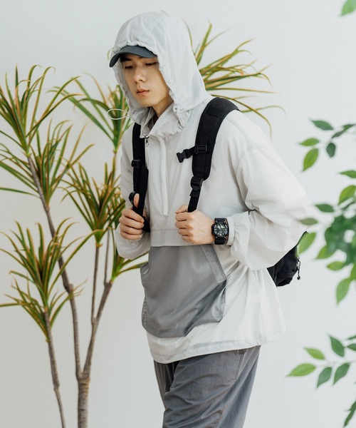 HOOK（フック）の「【HOOK】軽量UVカットメッシュポケットハーフジップマウンテンパーカー（マウンテンパーカー・メンズ・ライトグレー/ブルー・L/XL/M）」の12枚目の写真