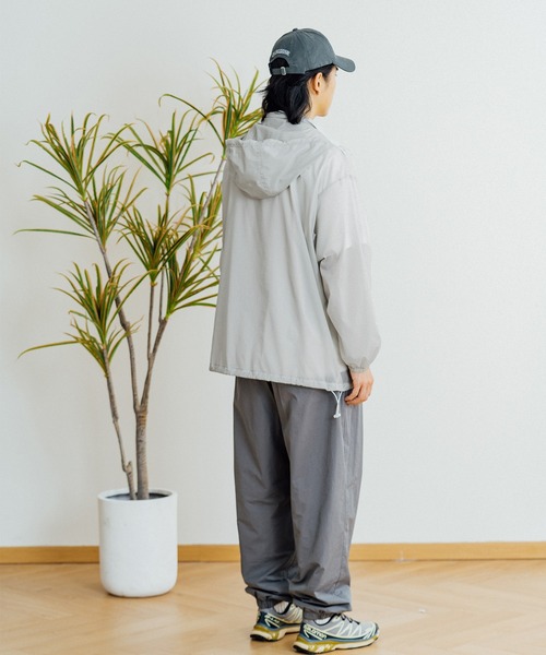 HOOK（フック）の「【HOOK】軽量UVカットメッシュポケットハーフジップマウンテンパーカー（マウンテンパーカー・メンズ・ライトグレー/ブルー・L/XL/M）」の18枚目の写真