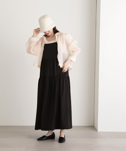 N.（N. Natural Beauty Basic）（エヌエヌナチュラルビューティーベーシック）の「ティアードキャミワンピース（ワンピース・レディース・ベージュ/ブラック/ブルー・MEDIUM）」の9枚目の写真