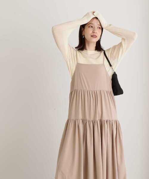 N.（N. Natural Beauty Basic）（エヌエヌナチュラルビューティーベーシック）の「ティアードキャミワンピース（ワンピース・レディース・ベージュ/ブラック/ブルー・MEDIUM）」の3枚目の写真