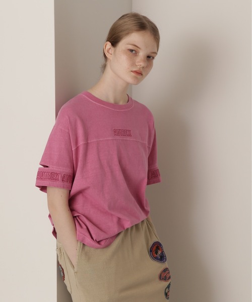 AVIREX（アヴィレックス）の「FADE WASH CUFFS OPEN EMBROIDERY TOPS/フェイドウォッシュ カフスオープン刺繍トップス（Tシャツ/カットソー・レディース・チャコールグレー/ラベンダー/オフホワイト/イエロー/ピンク/その他26/その他3/オレンジ/ミント・FREE/F）」の6枚目の写真