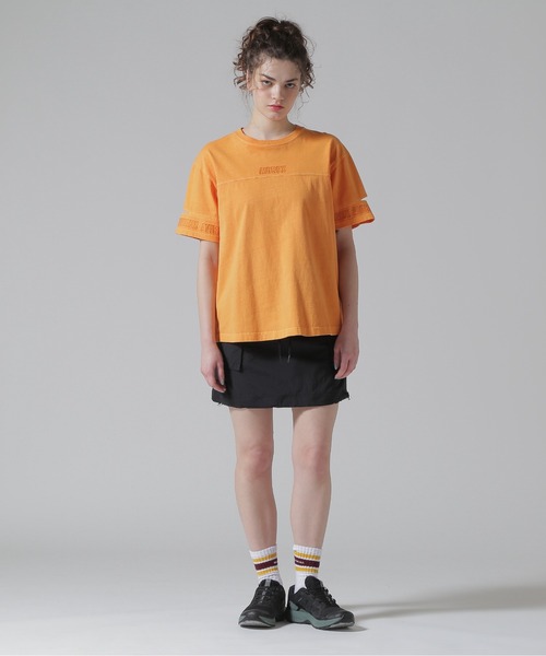 AVIREX（アヴィレックス）の「FADE WASH CUFFS OPEN EMBROIDERY TOPS/フェイドウォッシュ カフスオープン刺繍トップス（Tシャツ/カットソー・レディース・チャコールグレー/ラベンダー/オフホワイト/イエロー/ピンク/その他26/その他3/オレンジ/ミント・FREE/F）」の19枚目の写真