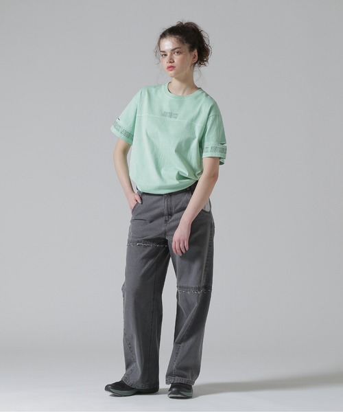 AVIREX（アヴィレックス）の「FADE WASH CUFFS OPEN EMBROIDERY TOPS/フェイドウォッシュ カフスオープン刺繍トップス（Tシャツ/カットソー・レディース・チャコールグレー/ラベンダー/オフホワイト/イエロー/ピンク/その他26/その他3/オレンジ/ミント・FREE/F）」の16枚目の写真