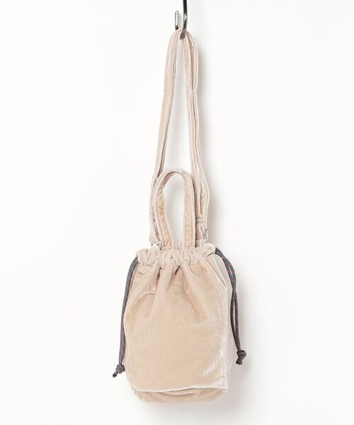 SPRUCE（スプルース）の「EM:SPRUCE 　超軽量　120g　ベロア　巾着ショルダーバッグ　旅行バッグ（ショルダーバッグ・レディース・オフホワイト/ブラック/ブルー/ダークパープル・FREE）」の6枚目の写真