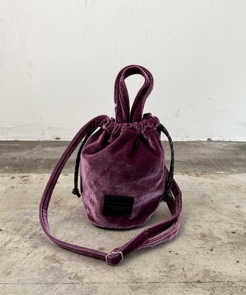 SPRUCE（スプルース）の「EM:SPRUCE 　超軽量　120g　ベロア　巾着ショルダーバッグ　旅行バッグ（ショルダーバッグ・レディース・オフホワイト/ブラック/ブルー/ダークパープル・FREE）」の21枚目の写真