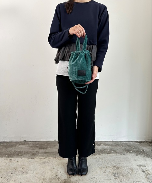 SPRUCE（スプルース）の「EM:SPRUCE 　超軽量　120g　ベロア　巾着ショルダーバッグ　旅行バッグ（ショルダーバッグ・レディース・オフホワイト/ブラック/ブルー/ダークパープル・FREE）」の13枚目の写真