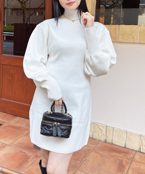 MIIA（ミーア）の「ボリュームスリーブミニワンピース（ワンピース・レディース・オフホワイト/ブラック/モカ/ホワイト・FREE）」の14枚目の写真