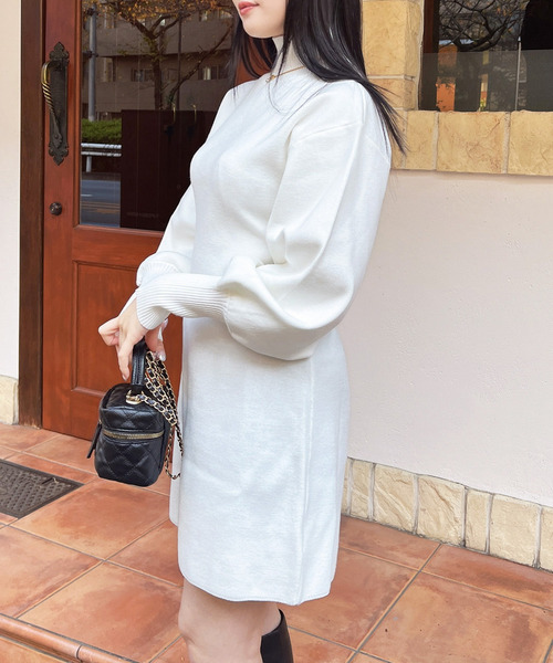 MIIA（ミーア）の「ボリュームスリーブミニワンピース（ワンピース・レディース・オフホワイト/ブラック/モカ/ホワイト・FREE）」の15枚目の写真