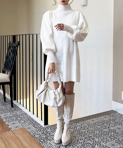 MIIA（ミーア）の「ボリュームスリーブミニワンピース（ワンピース・レディース・オフホワイト/ブラック/モカ/ホワイト・FREE）」の19枚目の写真