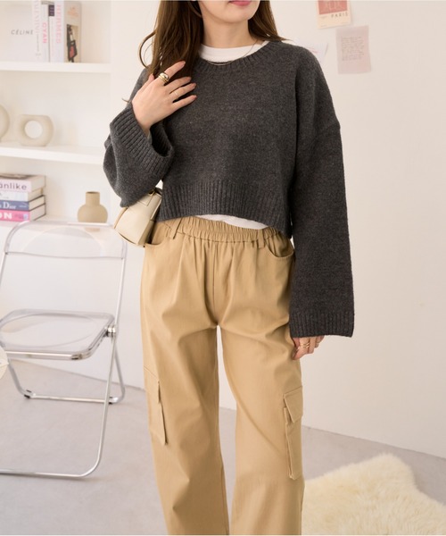 Ada.（エイダ）の「袖口ワイドクロップド丈ショートニット（ニット/セーター・レディース・チャコールグレー/グレー/ベージュ/ブルー系その他・FREE）」の6枚目の写真