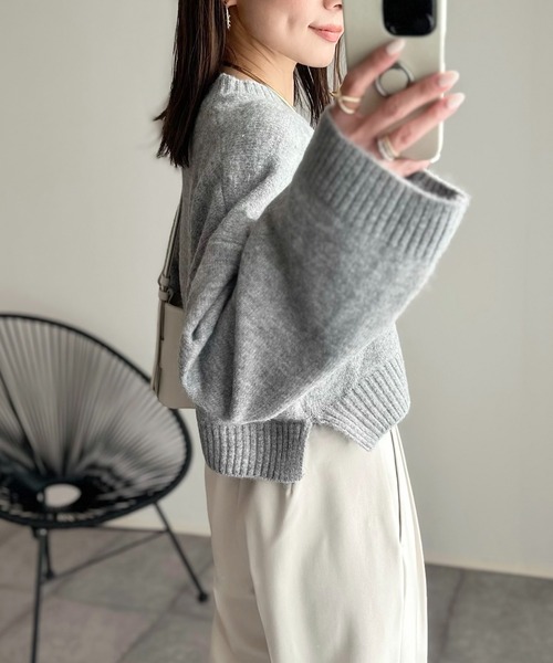 Ada.（エイダ）の「袖口ワイドクロップド丈ショートニット（ニット/セーター・レディース・チャコールグレー/グレー/ベージュ/ブルー系その他・FREE）」の20枚目の写真