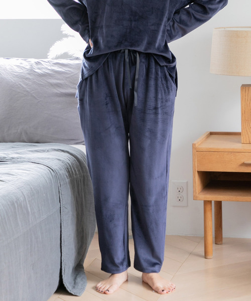 Dita（ディータ）の「パールシャギーテーパードパンツ(単品販売)（ルームウェア/パジャマ・レディース・スモークピンク/シャンパン/ネイビー/ブラック/チャコールグレー/ブルー系その他・FREE/L/M）」の4枚目の写真