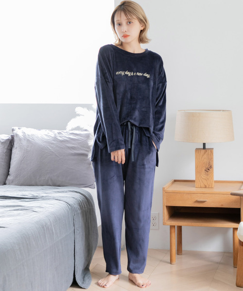 Dita（ディータ）の「パールシャギーテーパードパンツ(単品販売)（ルームウェア/パジャマ・レディース・スモークピンク/シャンパン/ネイビー/ブラック/チャコールグレー/ブルー系その他・FREE/L/M）」の14枚目の写真