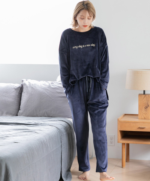 Dita（ディータ）の「パールシャギーテーパードパンツ(単品販売)（ルームウェア/パジャマ・レディース・スモークピンク/シャンパン/ネイビー/ブラック/チャコールグレー/ブルー系その他・FREE/L/M）」の21枚目の写真