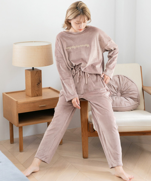 Dita（ディータ）の「パールシャギーテーパードパンツ(単品販売)（ルームウェア/パジャマ・レディース・スモークピンク/シャンパン/ネイビー/ブラック/チャコールグレー/ブルー系その他・FREE/L/M）」の10枚目の写真