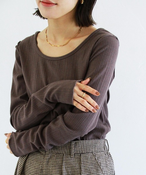 Crisp(クリスプ)の「2wayネックボタンTシャツ(Tシャツ/カットソー・レディース・チャコールグレー/ベージュ/オレンジ/ピンク/アイボリー/ダークグレー・FREE)」の2枚目の写真